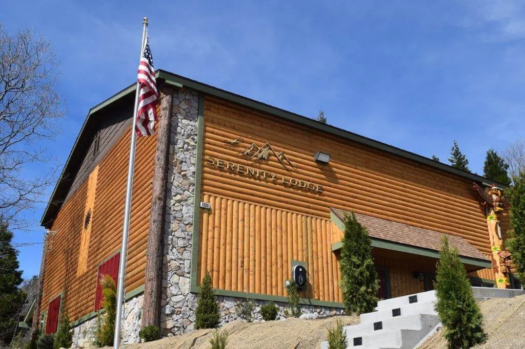 Serenity Lodge