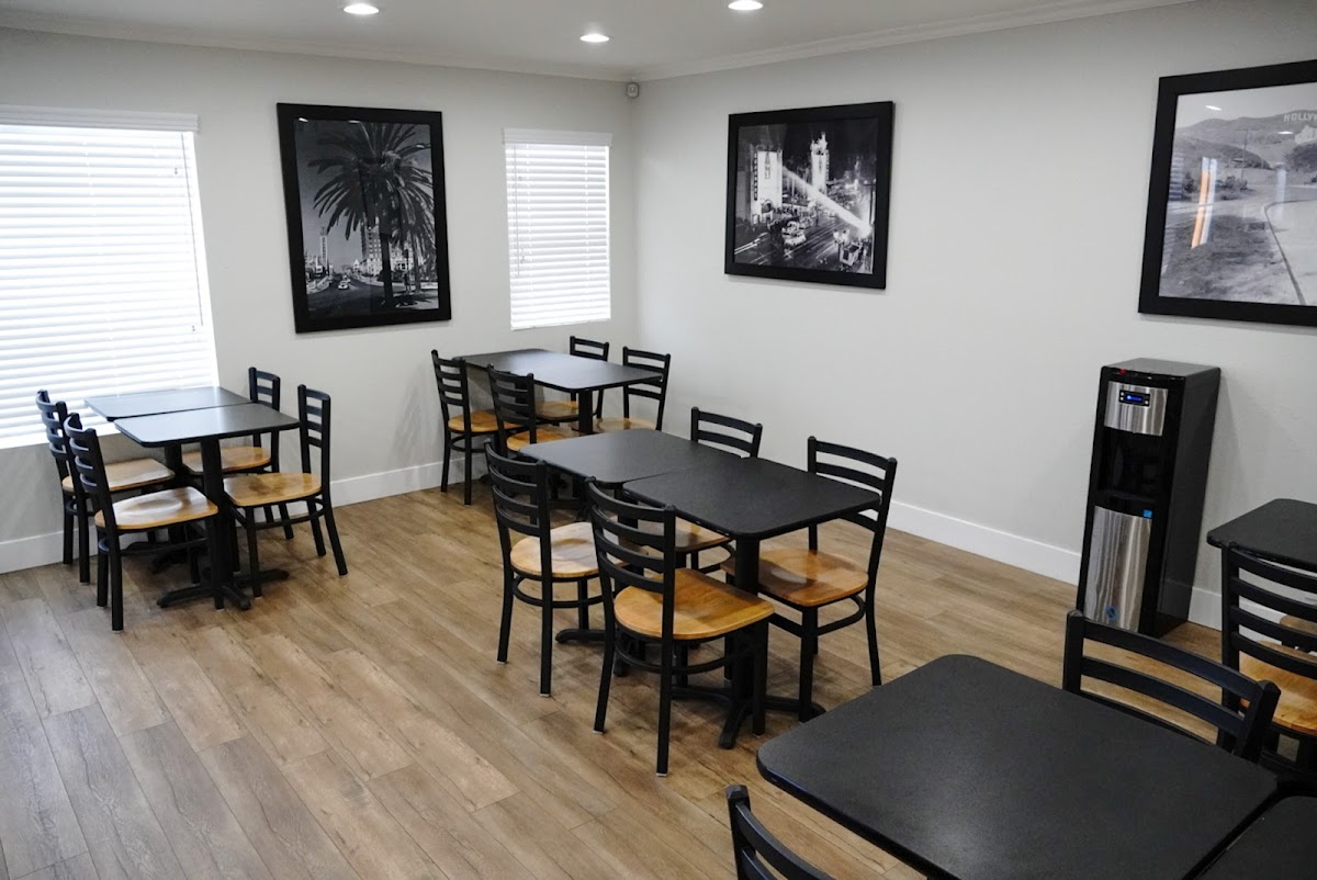 Miracle House Foundation - South Bay Los Angeles Sober Living - Photo 4