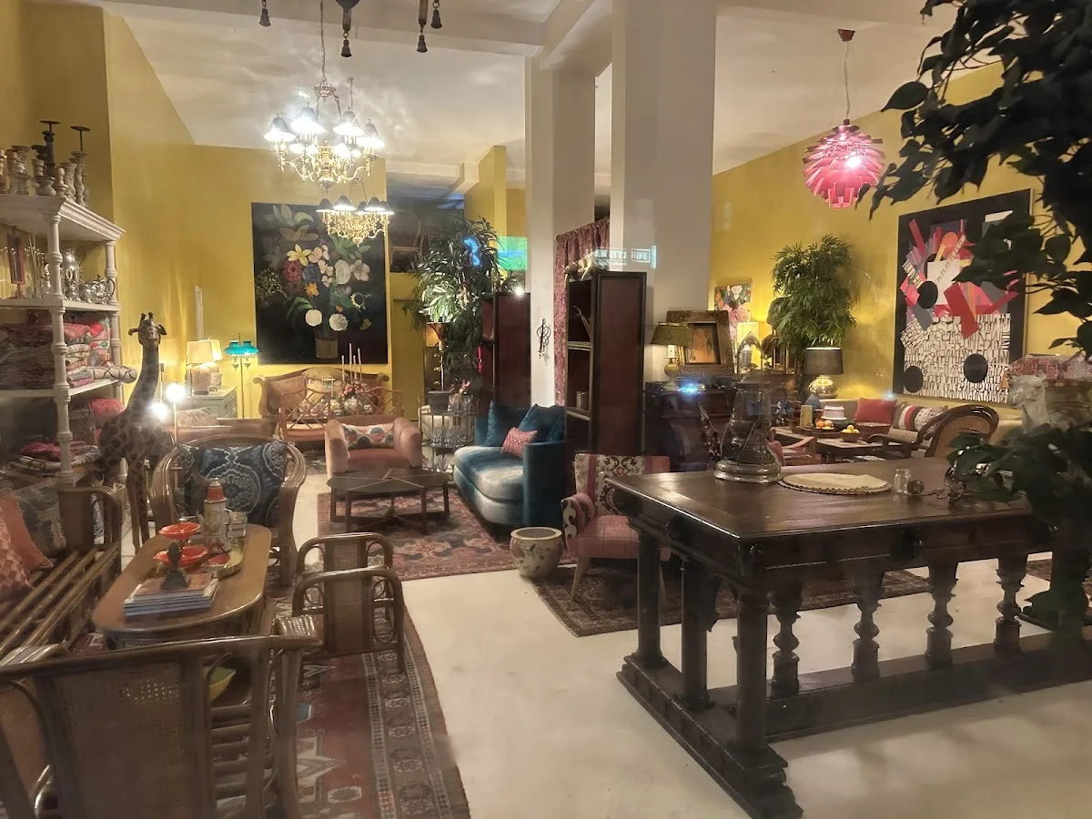 Oxford House Projects - interior photo