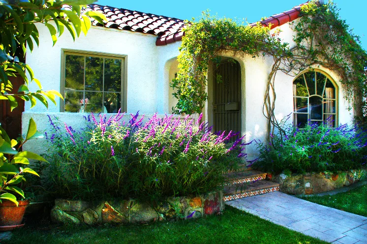 Exterior view of Losangeles sober living home — flower