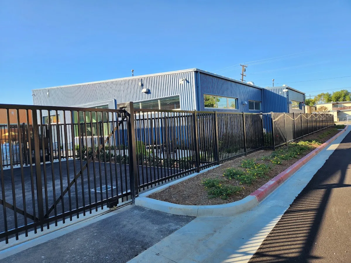 Exterior view of Losangeles sober living home — sky