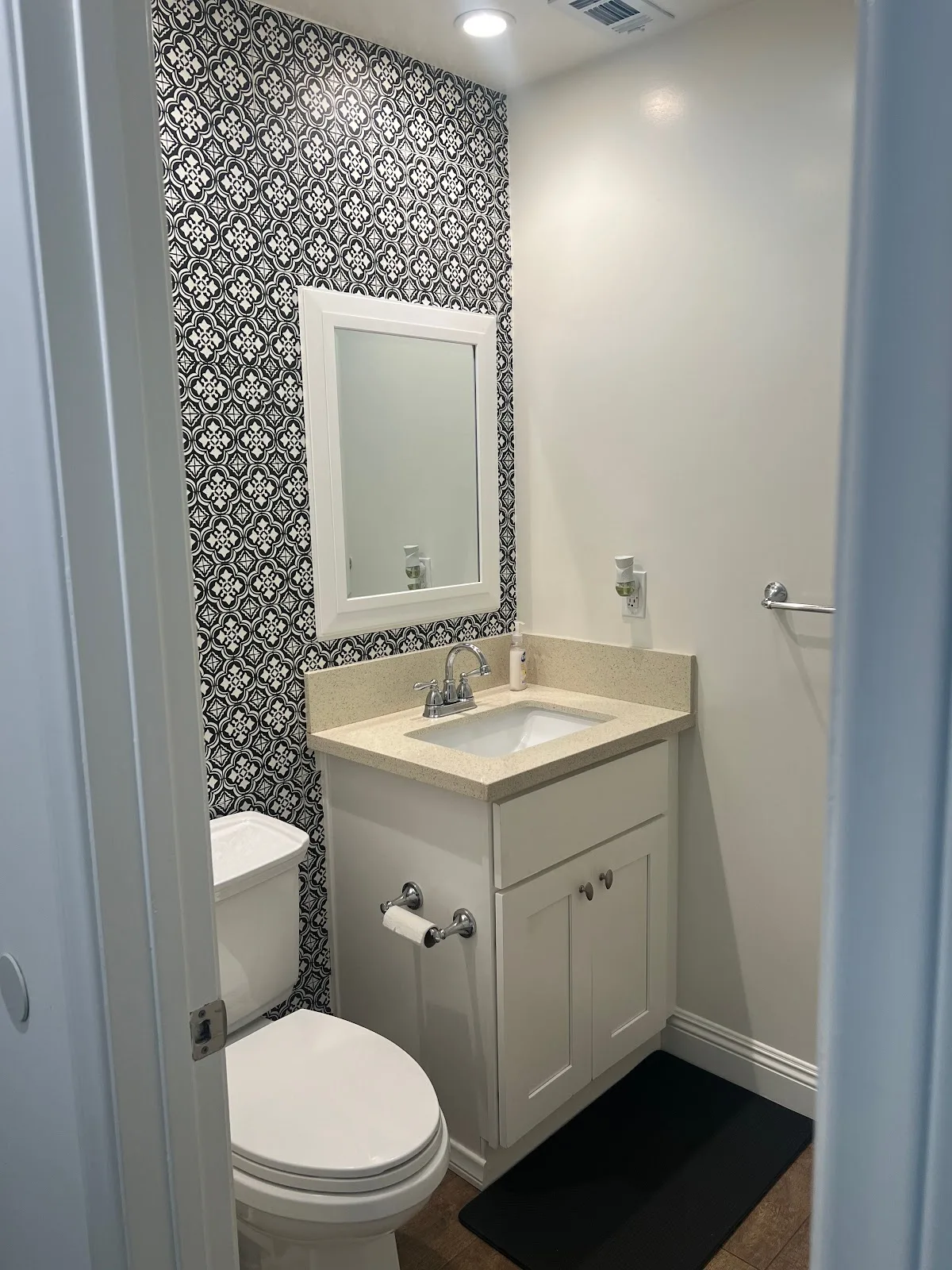 Freedom House Recovery - interior photo