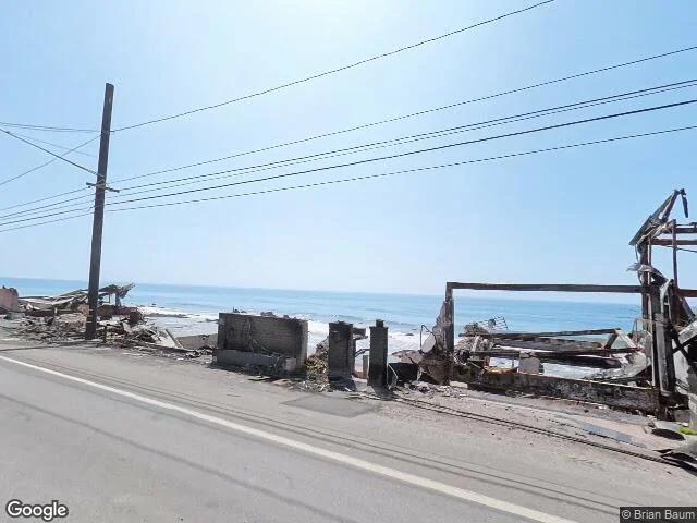 Exterior view of Losangeles sober living home — overhead power line