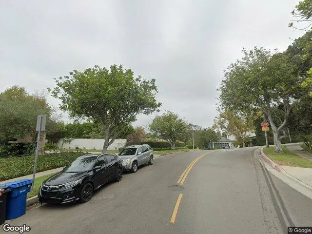 Exterior view of Losangeles sober living home — land vehicle