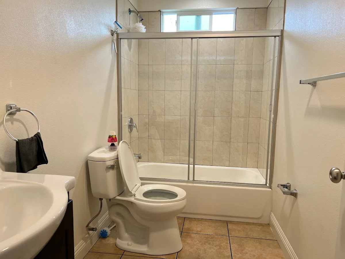 I AM SENT- room and board transitional housing - interior photo