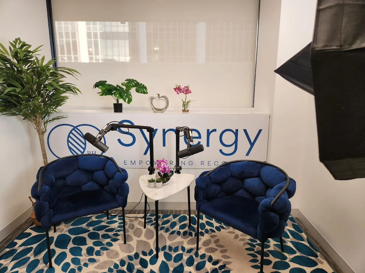 Synergy Empowering Recovery - Detox & Rehab - PHP, IOP & Sober Living Los Angeles - Photo 3